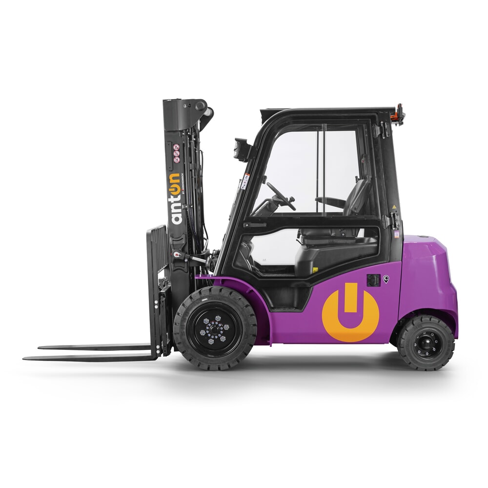 Produktabbildung Nr. 3: AntOn by Jungheinrich Elektro-Stapler CBH 2.5 mit Dreifach-Teleskop-Hubgerüst, Hubhöhe 4.800 mm, Tragfähigkeit 2.500 kg, Wetterschutzkabine Comfort, inkl. externem Ladegerät 80 V, 60 A, CEE, 5-pin