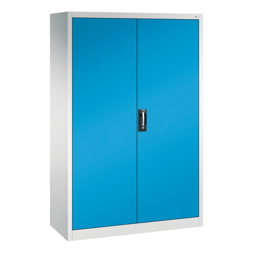 Illustration du produit: Armoire à portes battantes d’atelier C+P avec paroi centrale + 8 tablettes, H x l x P 1 950 x 1 200 x 500 mm, gris clair, bleu clair