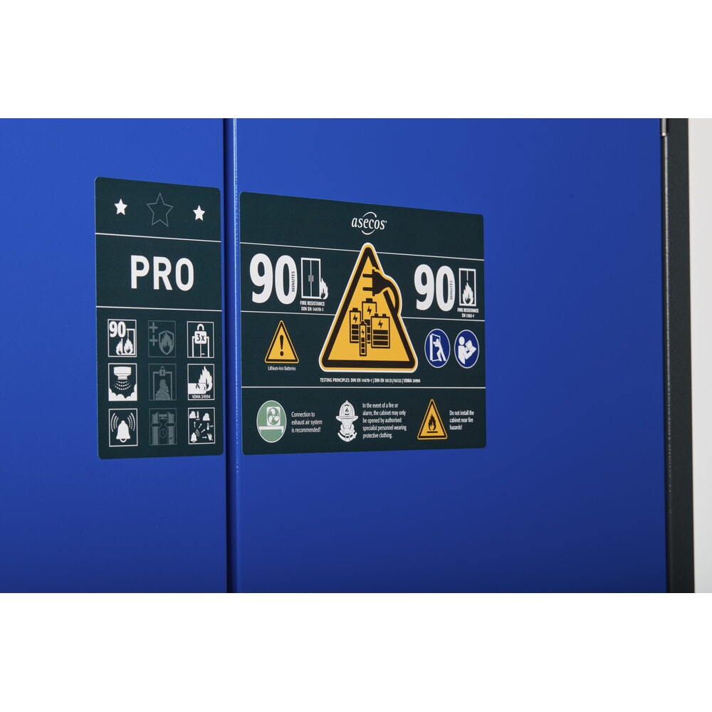 N° de l'image du produit 5 : Armoire de sécurité asecos® pour batterie lithium-ions type 90 ION-PRO-CHARGE, HxLxP 2.224 x 1.193 x 615 mm, 3x tablettes isolées, 3x multiprises (version UE), 1x bac de rétention au sol