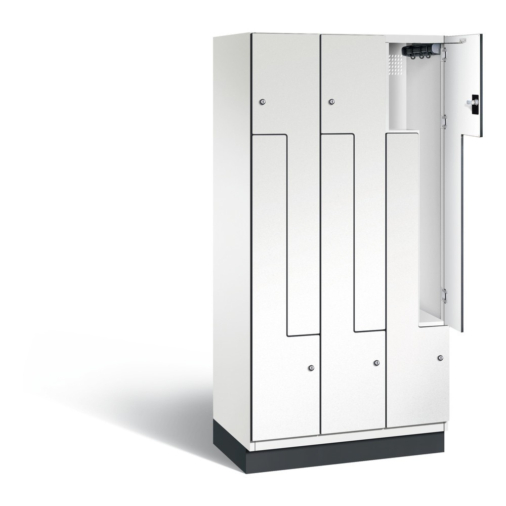 Illustration du produit: Casier Z C+P Cambio, 3 compartiments, largeur de casier 300 mm, haut. x larg. x prof. 1980 x 900 x 525 mm, RAL 9016 blanc signalisation, Décor blanc, socle
