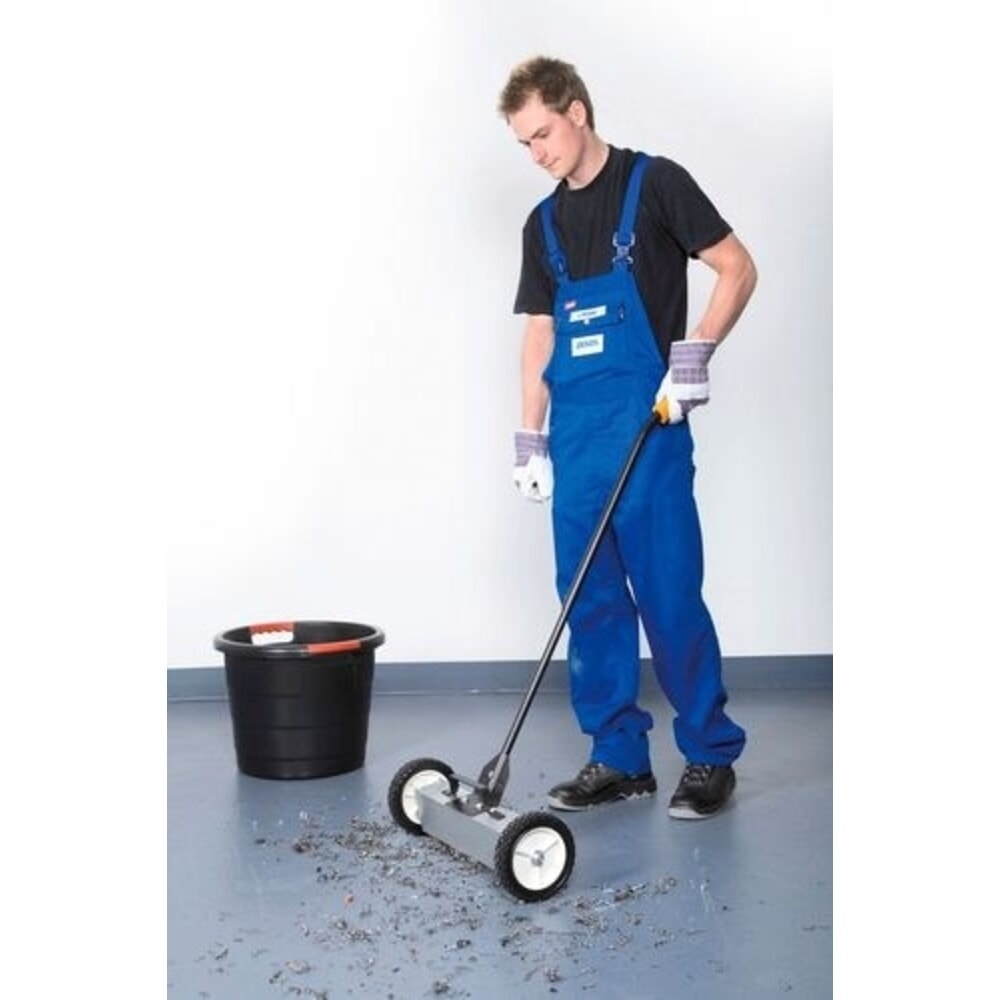 Produktabbildung Nr. 1: Denios Magnetbesen, Teleskopstiel, verstellbare Kehrhöhe, Kehrbreite 455 mm