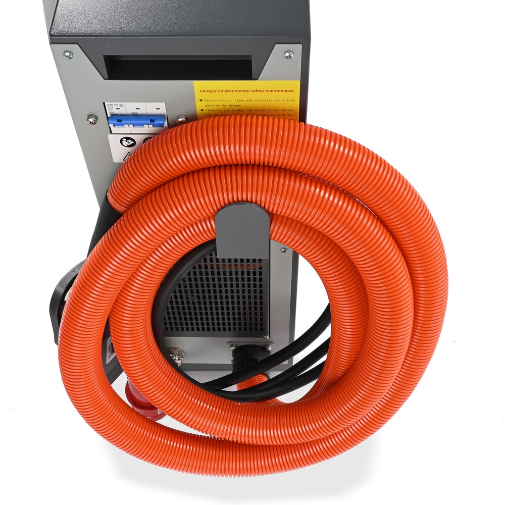 Produktabbildung Nr. 4: Externes Ladegerät D400, 80 V, 100 A, CEE red 32A, 4-pin - 3P+E für AntOn by Jungheinrich Elektro-Stapler CBH 2.0