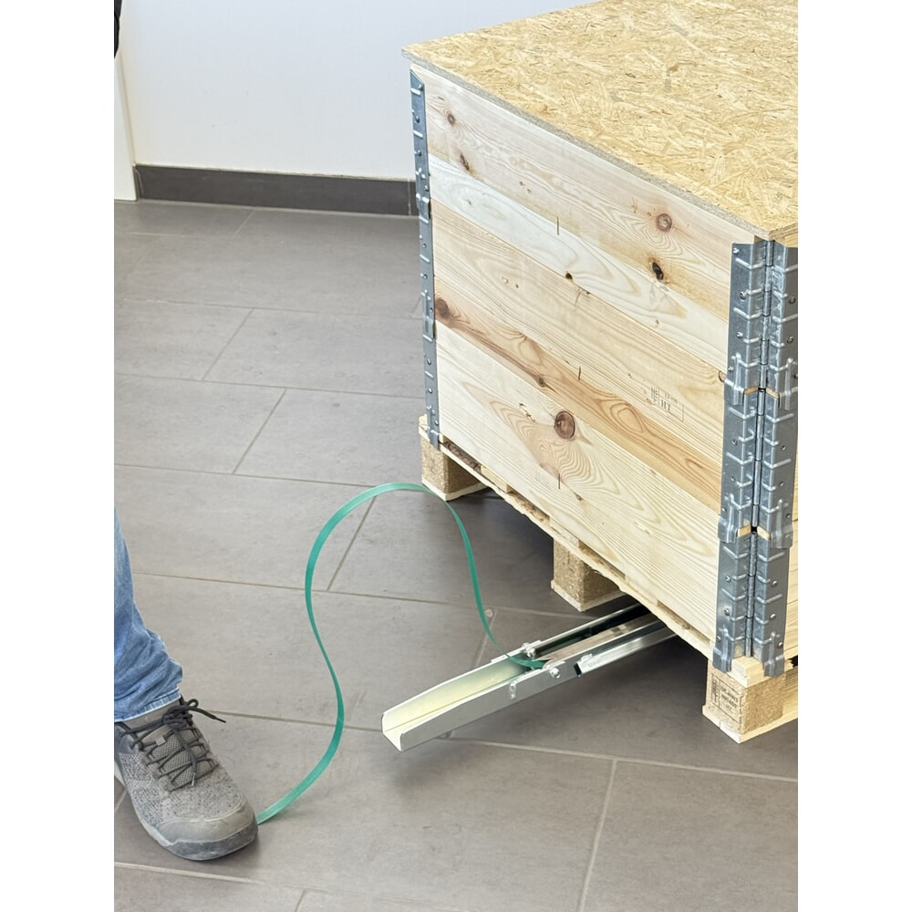 Produktabbildung Nr. 8: Palettenumreifungsmaschine TP-602 MV für Bandbreite 9–12 mm, halbautomatisch
