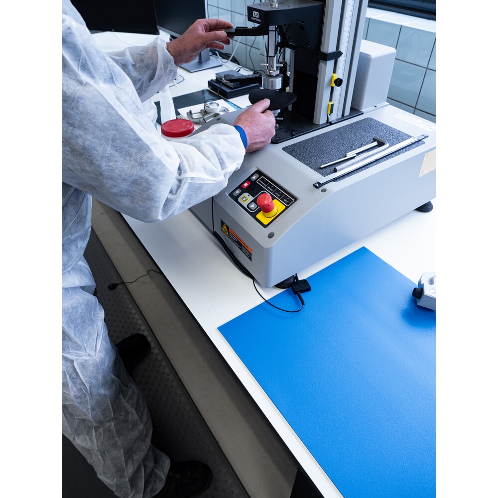 Produktabbildung Nr. 5: REBOURNE® Industriematte W3, ESD-Tischauflage, blau, BxL 600 mm x 1500 mm