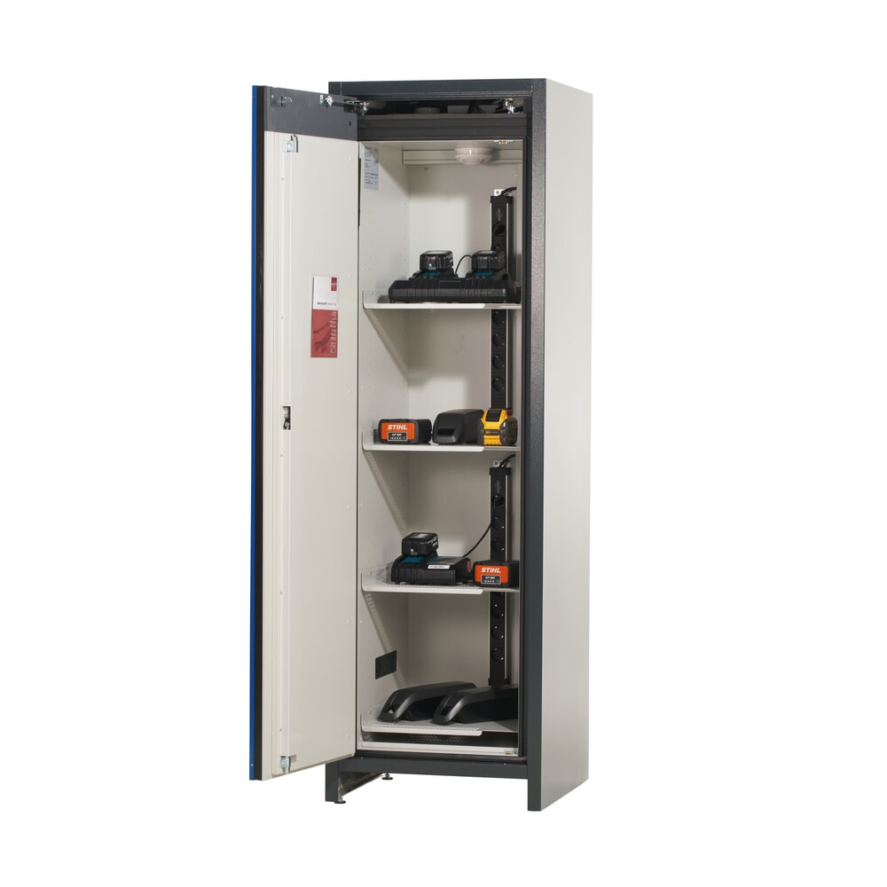 Produktabbildung Nr. 5: asecos® Akku-Sicherheitsschrank Typ 90 für Lithium-Ionen-Batterien ION-CORE-CHARGE, HxBxT 1.953 x 599 x 615 mm, 4x isolierte Fachböden, 2x Steckdosenleiste (EU-Ausführung), 1x Bodenauffangwanne