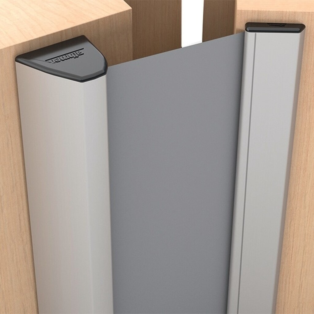 Produktabbildung: ATHMER Fingerschutzprofil NR-32 UniSafe w-proof Länge 1925 mm, silberfarben eloxiert, Bandgegenseite, Farbe Schutzrollo anthrazit