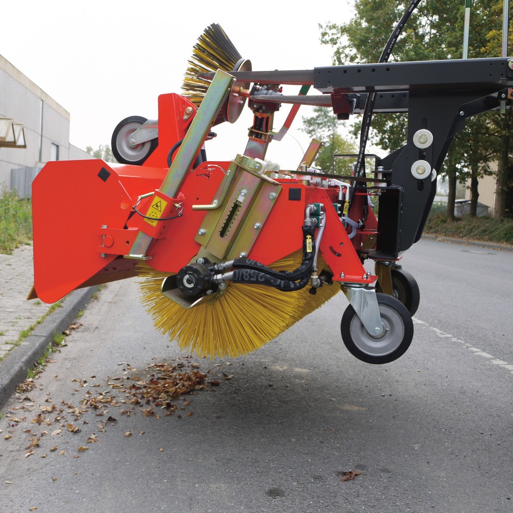 N° de l'image du produit 3 : Balayeuse chariot élévateur, entrée par dents de fourche, largeur de balayage 1,850/1,500 mm