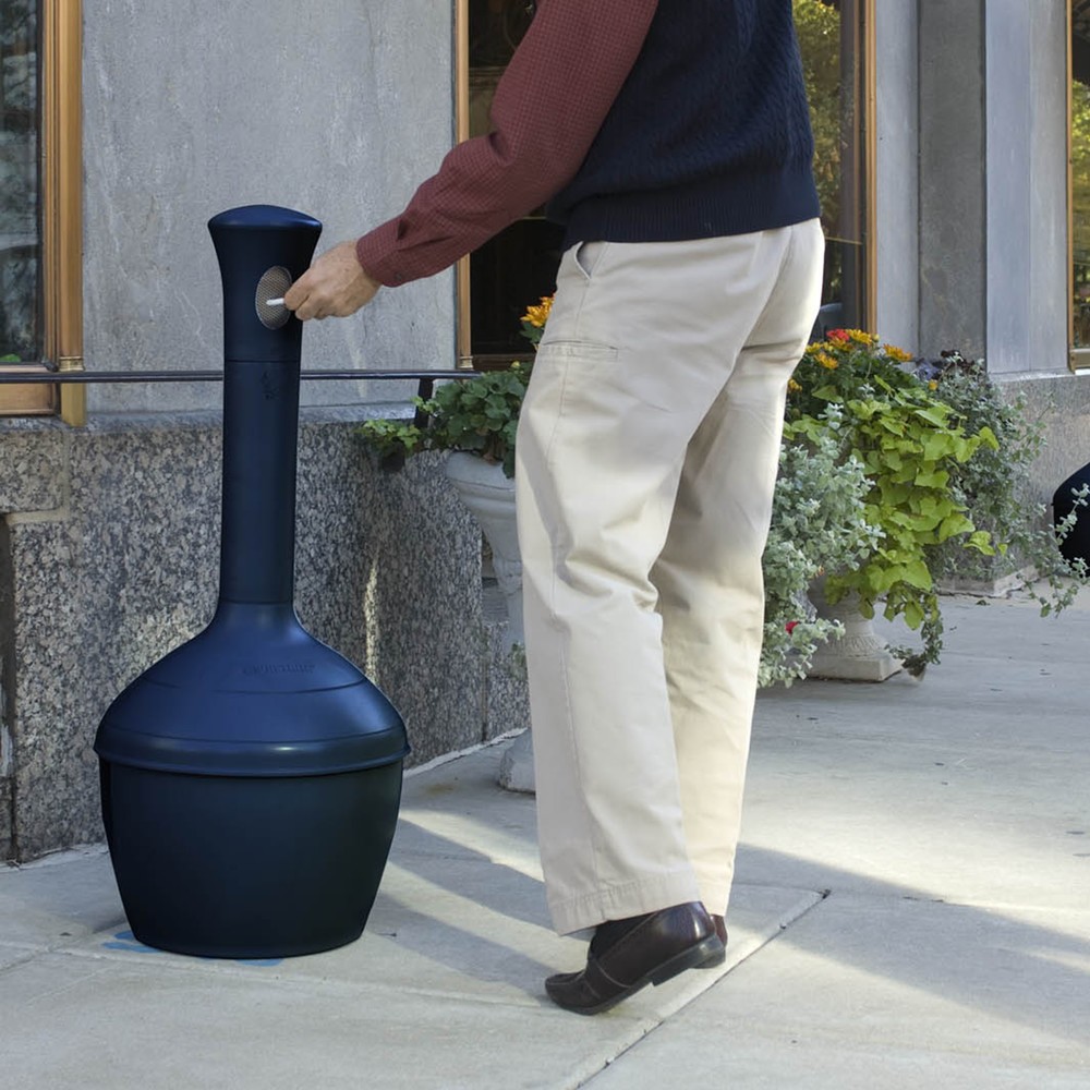 Číslo obrázka výrobku 5: Justrite Elite™ Safety Stojan Popolník, 15 Liter, Čierny