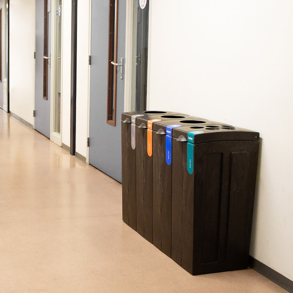 BON TON Original Abfallbehälter mit Einwurföffnung, aus 100 % recyceltem Polypropylen, 70 Liter, grau Produktabbildung Nr. 4: BON TON Original Abfallbehälter mit Einwurföffnung, aus 100 % recyceltem Polypropylen, 70 Liter, grau