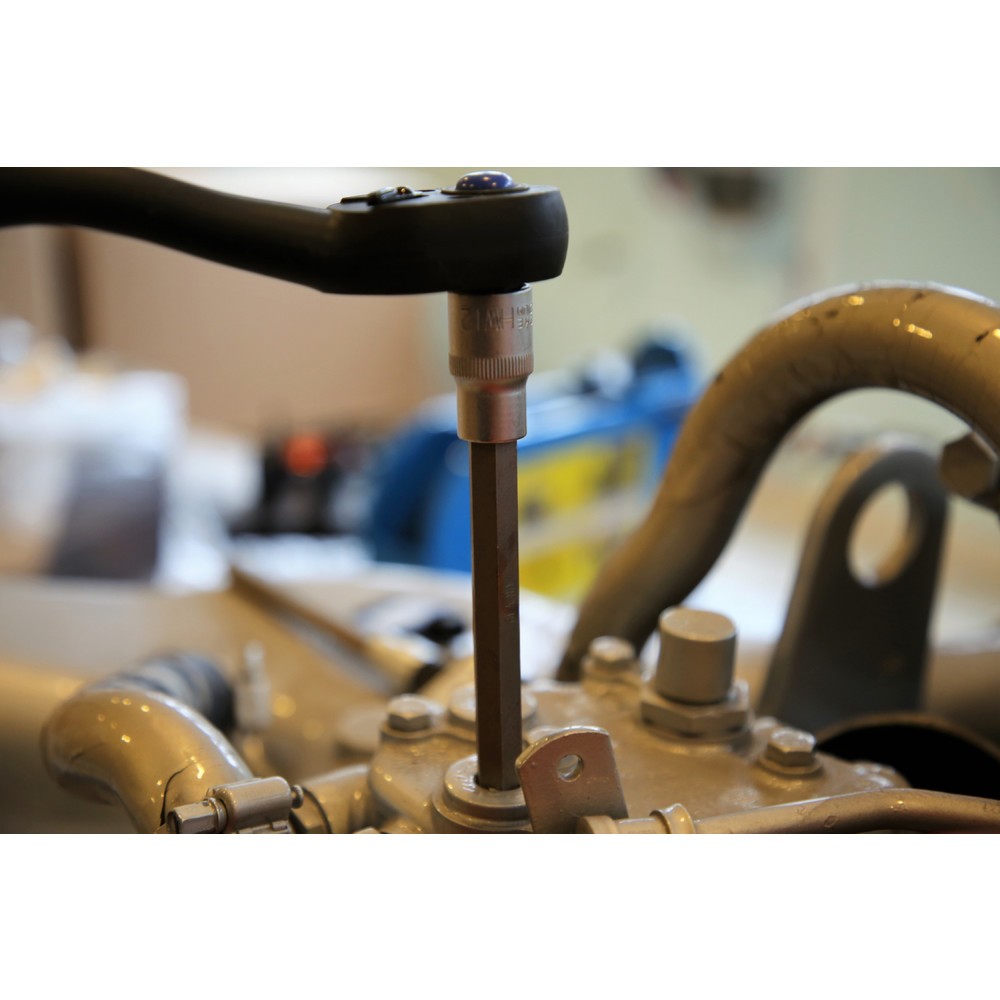 Produktabbildung Nr. 11: BRILLIANT TOOLS 1/2" Innensechskant Bit-Stecknuss, 140 mm lang, 12 mm