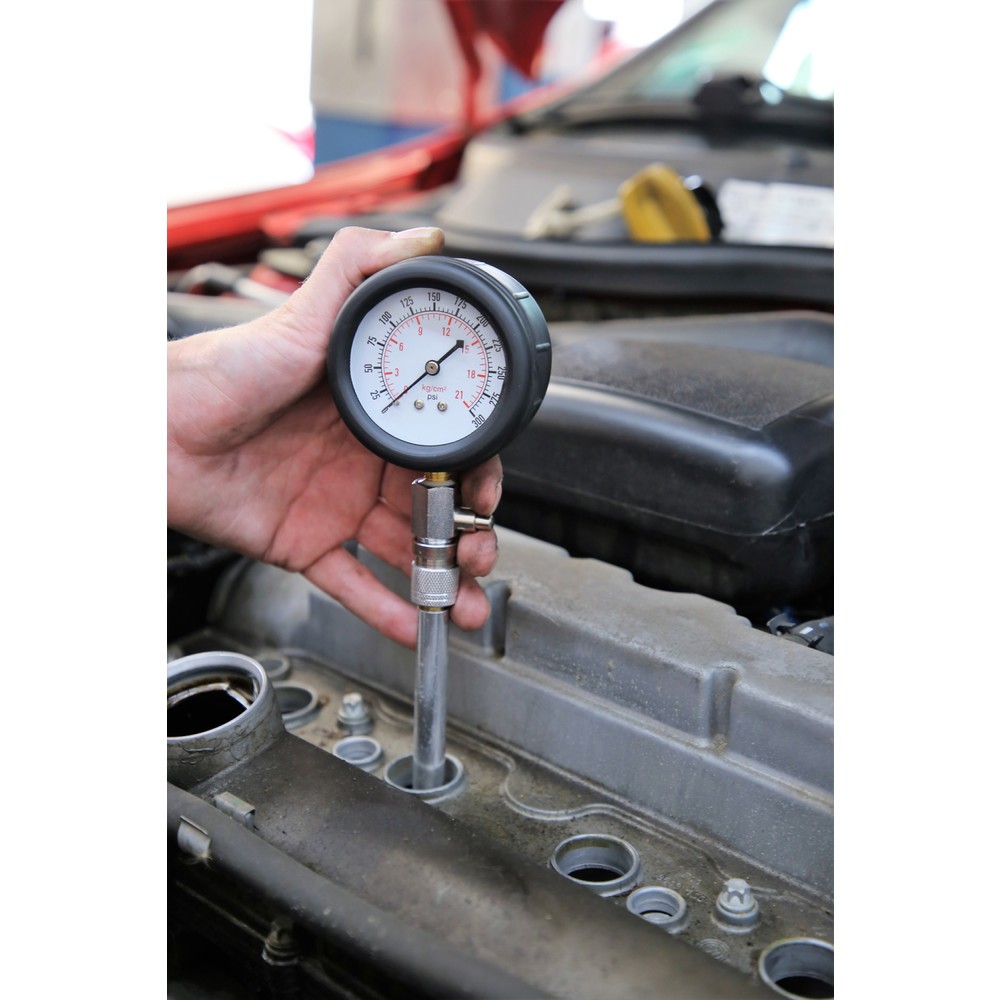 Produktabbildung Nr. 13: BRILLIANT TOOLS Kompressionstester-Satz für Benzin Motoren, 8-tlg