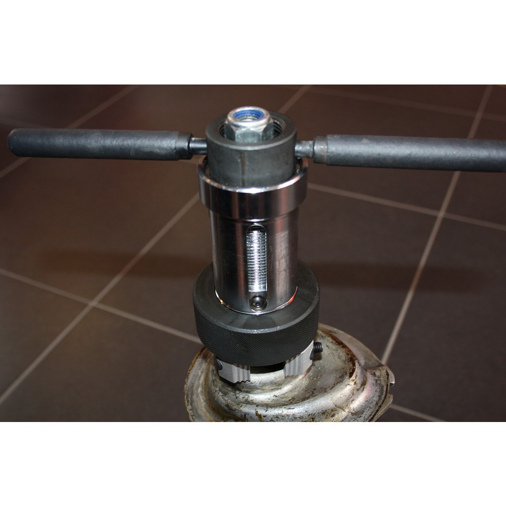 Produktabbildung Nr. 11: BRILLIANT TOOLS Montagewerkzeug für Stoßdämpfer mit Zuganschlagsfeder, 8-tlg