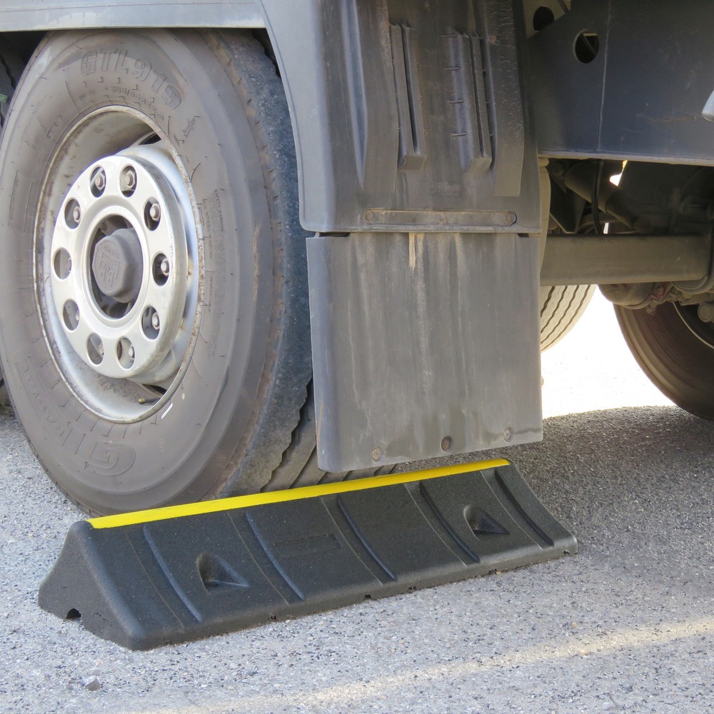 N° de l'image du produit 3 : Butée de parking Heavy Duty, noire, HxlxP 150 x 1 000 x 300 mm