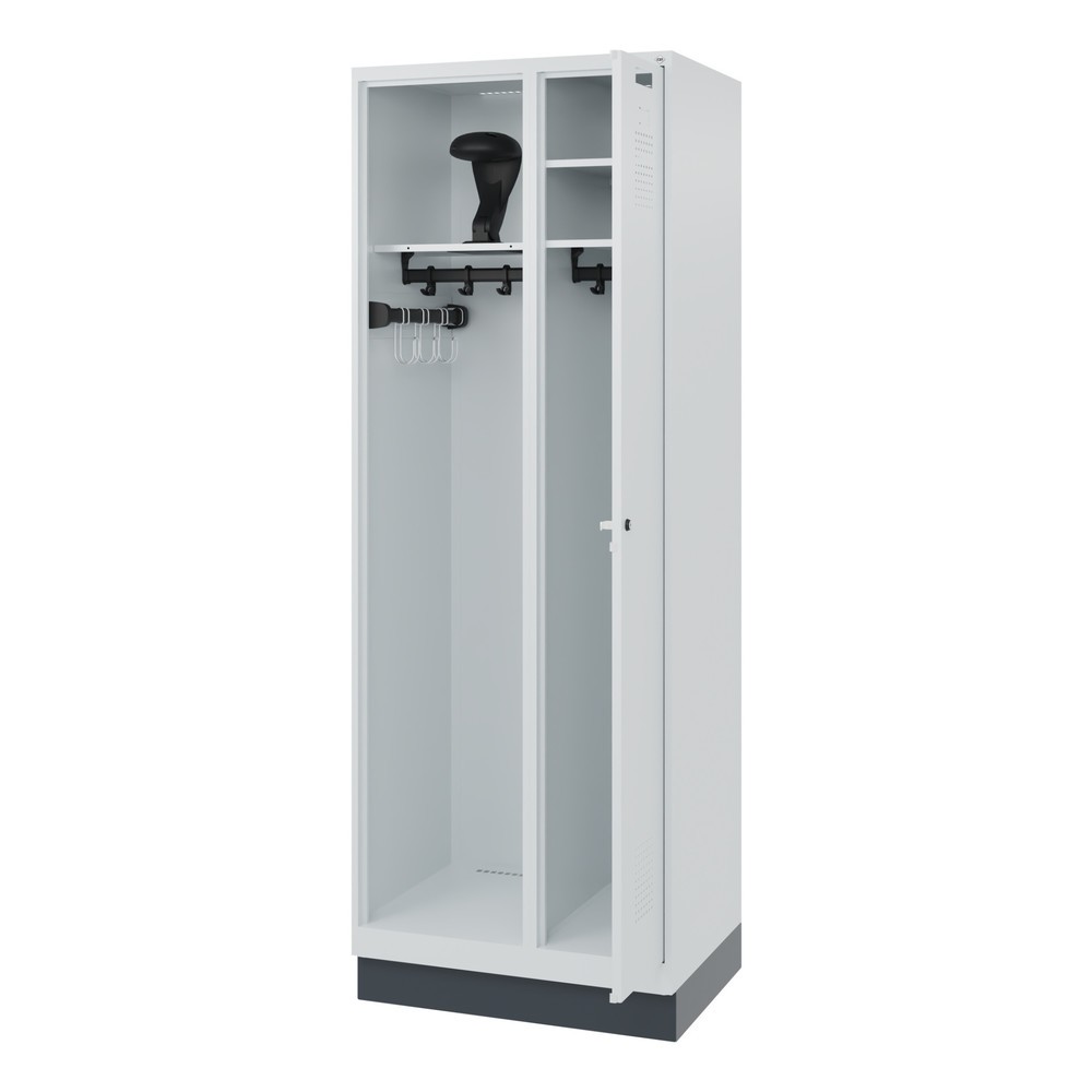 Product afbeelding: C+P brandweerkast KOMBI, sokkel, 1 compartiment, hxbxd 1.850 x 700 x 500 mm, lichtgrijs, met helmhouder