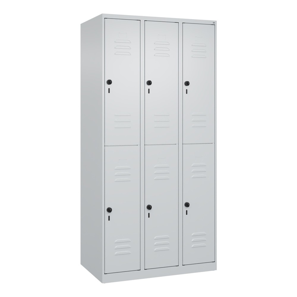 Produktabbildung: C+P Doppelstock-Spind Classic PLUS, 3 Abteile, HxBxT 1.850 x 900 x 500 mm, lichtgrau, lichtgrau, für Vorhängeschloss, 6 Fächer