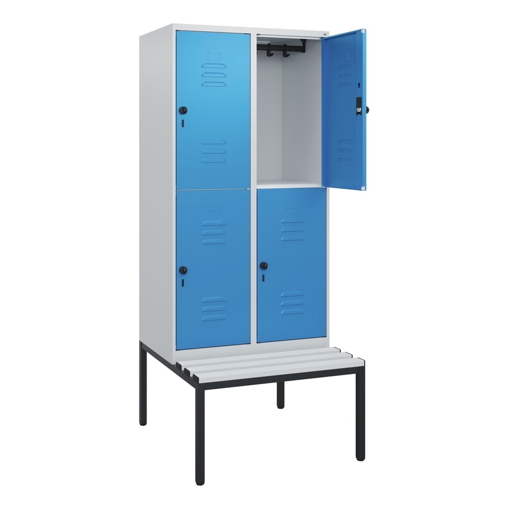 Produktabbildung: C+P Doppelstock-Spind Classic PLUS, 2 Abteile, HxBxT 1.950 x 800 x 815 mm, für Vorhängeschloss, untergebaute Bank aus Kunststoff, lichtgrau, lichtblau