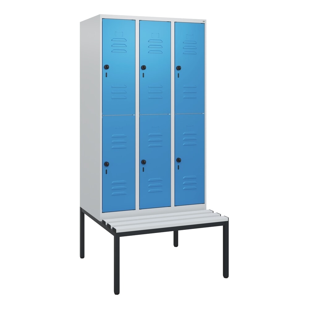 Produktabbildung Nr. 9: C+P Doppelstock-Spind Classic PLUS, 3 Abteile, HxBxT 1.950 x 900 x 815 mm, für Vorhängeschloss, untergebaute Bank aus Kunststoff, lichtgrau, lichtblau