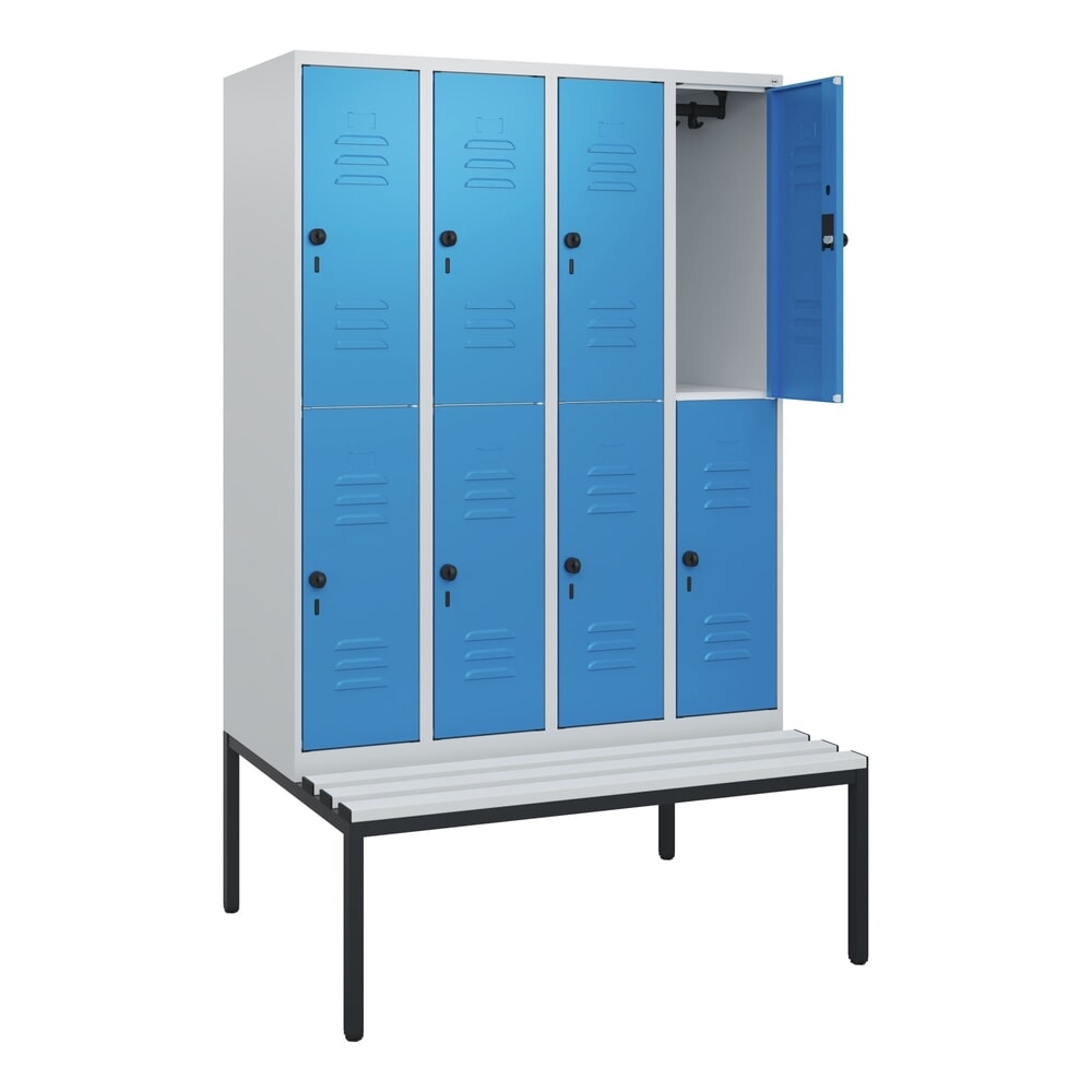 Produktabbildung: C+P Doppelstock-Spind Classic PLUS, 4 Abteile, HxBxT 1.950 x 1.200 x 815 mm, für Vorhängeschloss, untergebaute Bank aus Kunststoff, lichtgrau, lichtblau