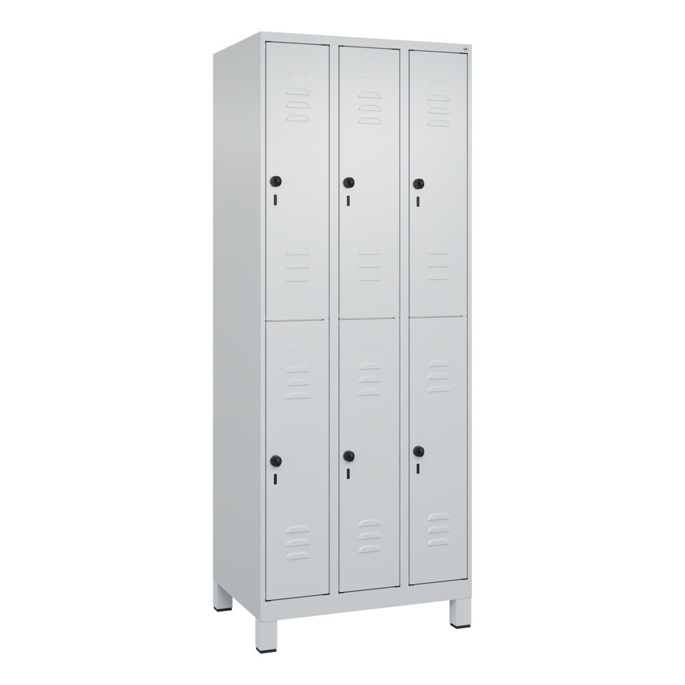 Produktabbildung: C+P Doppelstock-Spind Classic PLUS, Füße, 3 Abteile, HxBxT 1.950 x 750 x 500 mm, lichtgrau, lichtgrau, 6 Fächer, für Vorhängeschloss