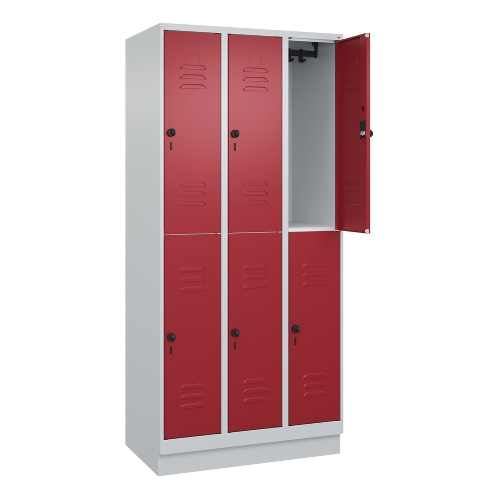 Produktabbildung: C+P Doppelstock-Spind Classic PLUS, Sockel, 3 Abteile, HxBxT 1.950 x 900 x 500 mm, lichtgrau, rubinrot, 6 Fächer, für Vorhängeschloss