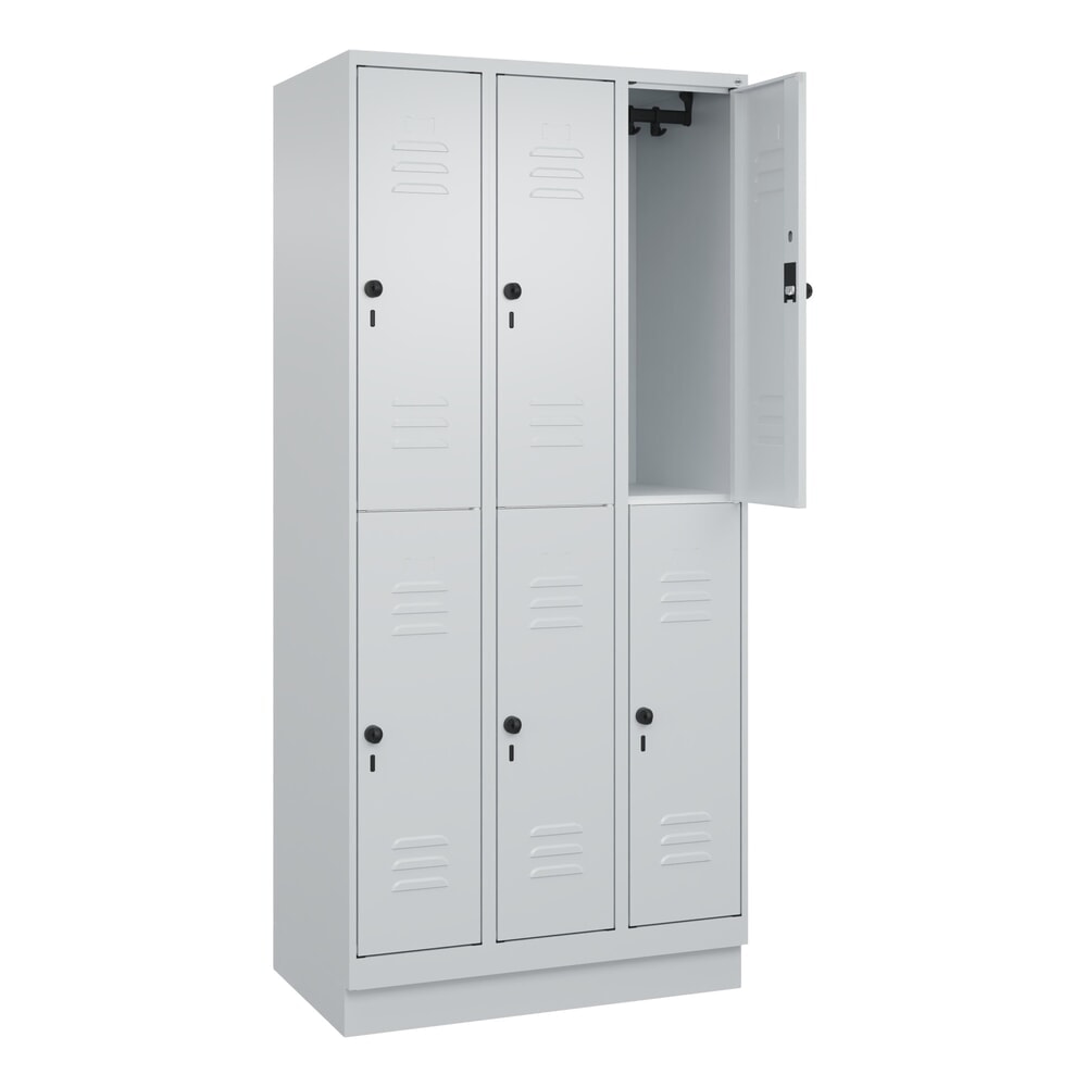 Produktabbildung Nr. 1: C+P Doppelstock-Spind Classic PLUS, Sockel, 3 Abteile, HxBxT 1.950 x 900 x 500 mm, lichtgrau, lichtgrau, 6 Fächer, für Vorhängeschloss