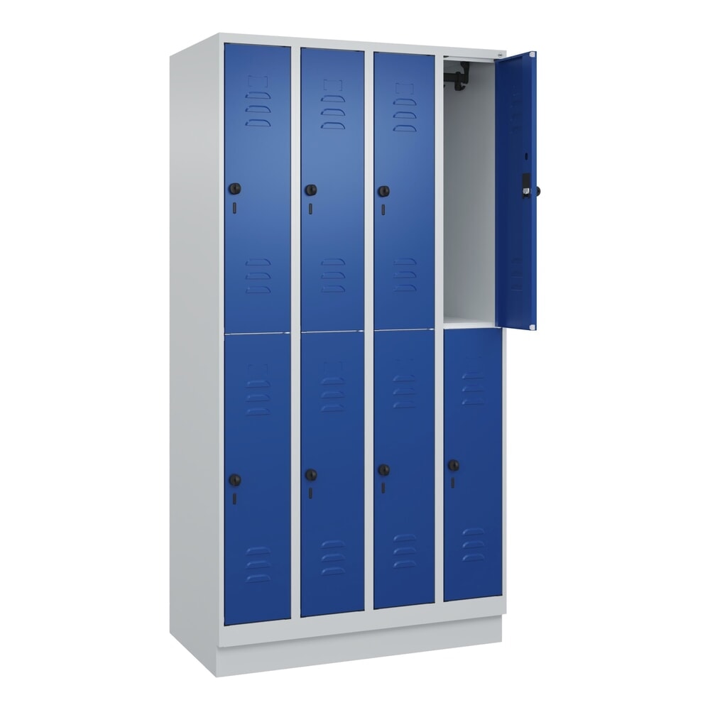C+P Doppelstock-Spind Classic PLUS, Sockel, 4 Abteile, HxBxT 1.950 x 1.000 x 500 mm, lichtgrau, enzianblau, 8 Fächer, für Vorhängeschloss Produktabbildung: C+P Doppelstock-Spind Classic PLUS, Sockel, 4 Abteile, HxBxT 1.950 x 1.000 x 500 mm, lichtgrau, enzianblau, 8 Fächer, für Vorhängeschloss