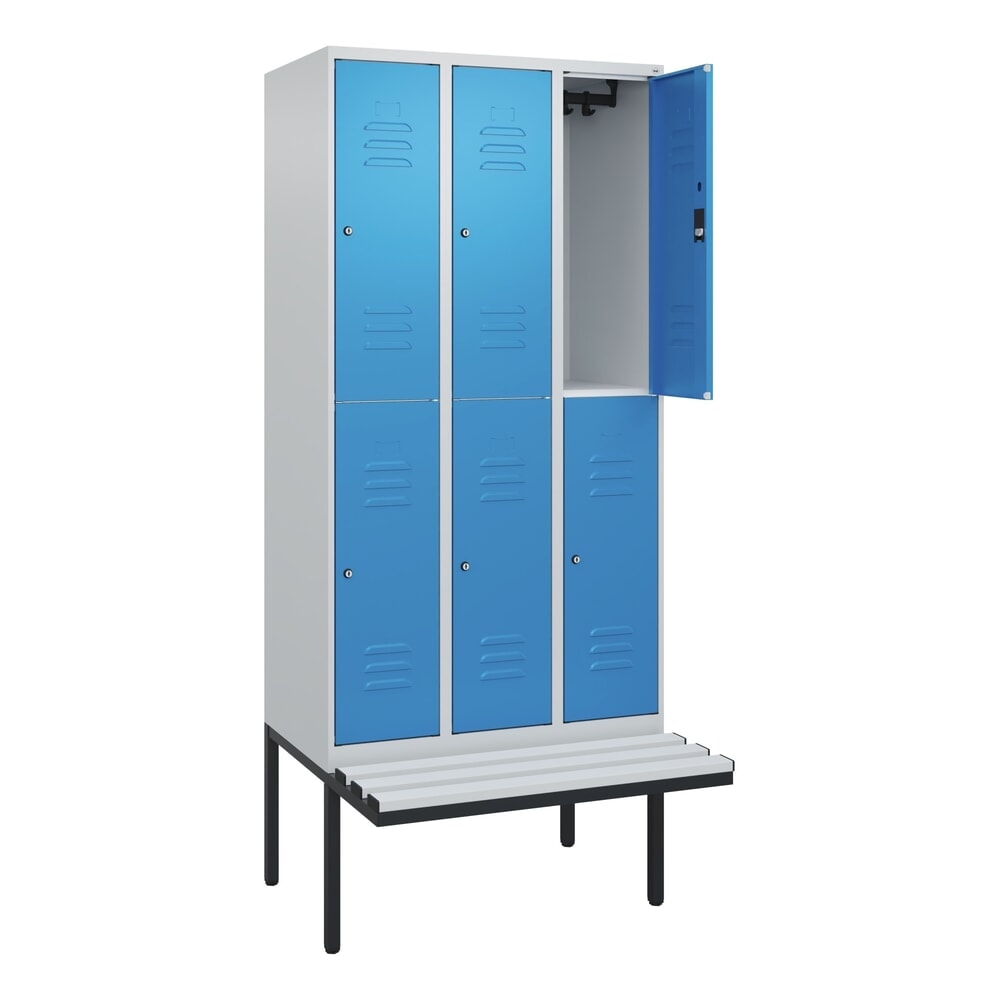 Produktabbildung: C+P Doppelstock-Spind Classic PLUS, 3 Abteile, HxBxT 2.120 x 900 x 815 mm, Zylinderschloss, auskragende Bank aus Kunststoff, lichtgrau, lichtblau