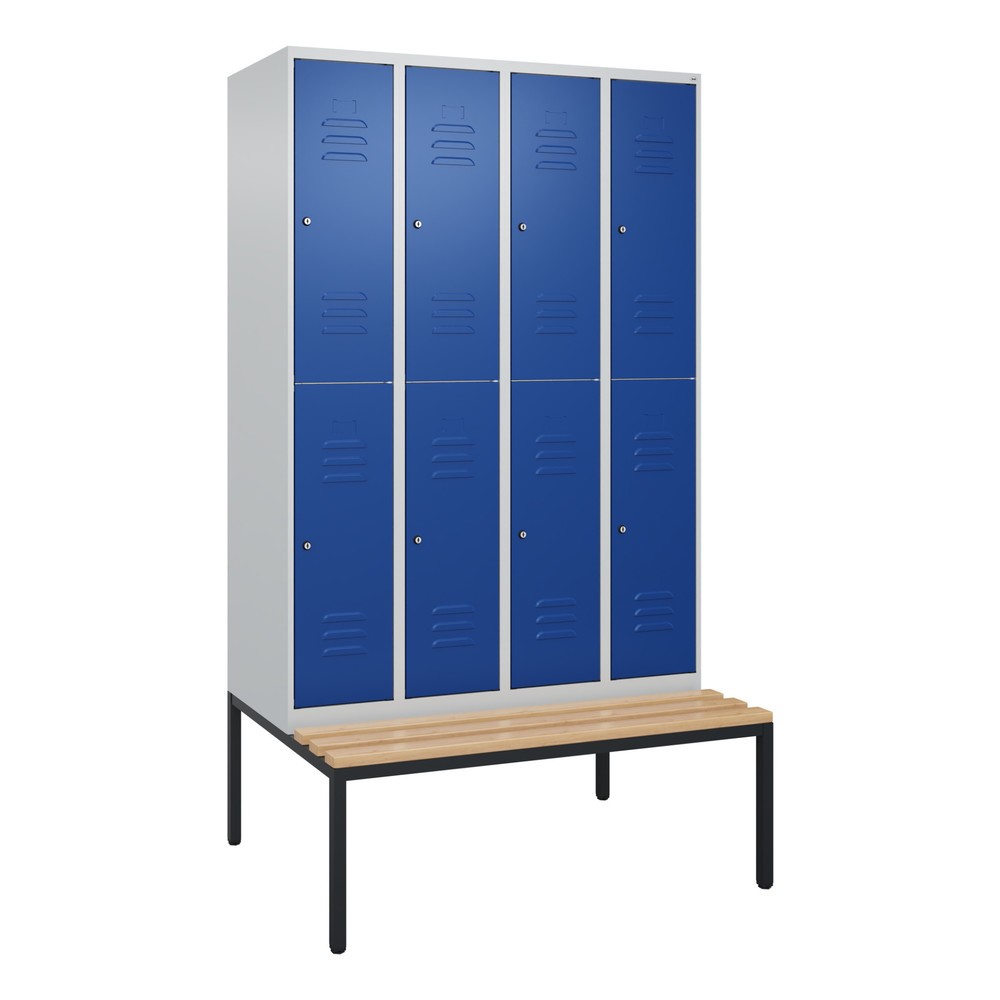 Produktabbildung: C+P Doppelstock-Spind Classic PLUS, 4 Abteile, HxBxT 2.120 x 1.200 x 815 mm, Zylinderschloss, untergebaute Bank aus Buche, lichtgrau, enzianblau