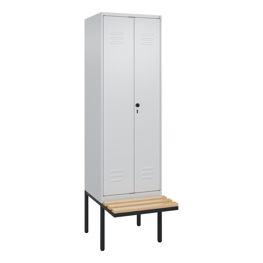 Produktabbildung: C+P PSA Doppel-Spind Classic PLUS, 2 Abteile, HxBxT 2.120 x 600 x 815 mm, für Vorhängeschloss, auskragende Bank aus Buche, lichtgrau, lichtgrau