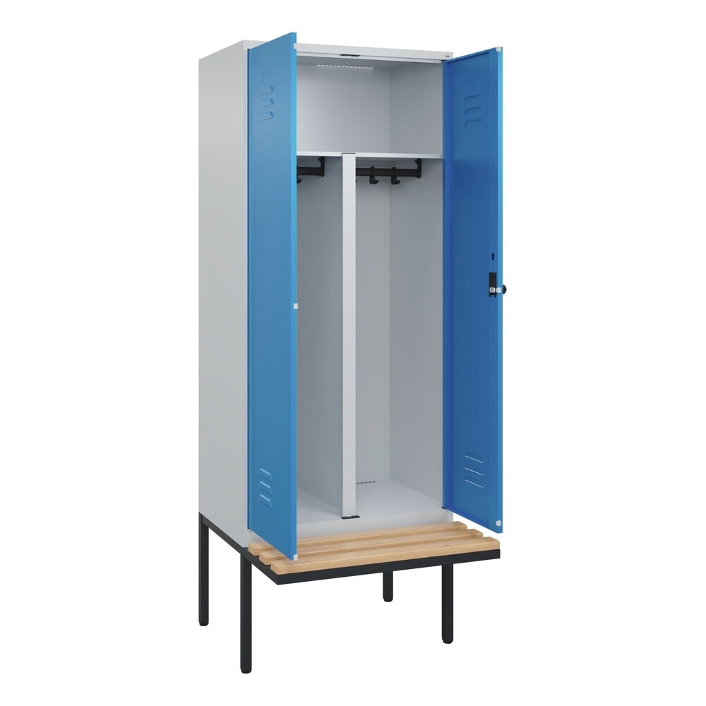 Produktabbildung: C+P PSA Doppel-Spind Classic PLUS, 2 Abteile, HxBxT 2.120 x 800 x 815 mm, für Vorhängeschloss, auskragende Bank aus Buche, lichtgrau, lichtblau