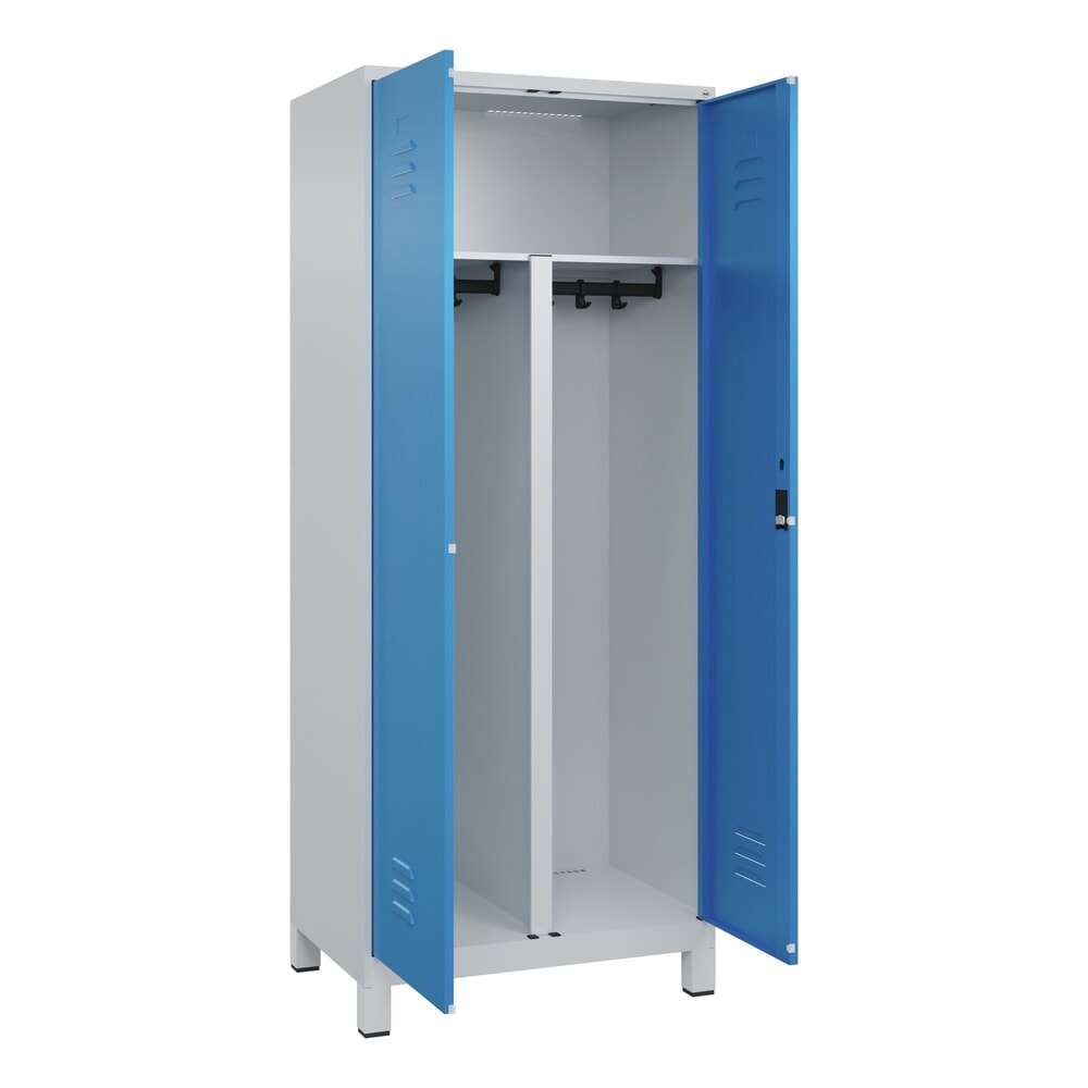 C+P PSA Doppel-Spind Classic PLUS, Füße, 2 Abteile, HxBxT 1.950 x 800 x 500 mm, lichtgrau, lichtblau, Zylinderschloss Produktabbildung Nr. 1: C+P PSA Doppel-Spind Classic PLUS, Füße, 2 Abteile, HxBxT 1.950 x 800 x 500 mm, lichtgrau, lichtblau, Zylinderschloss