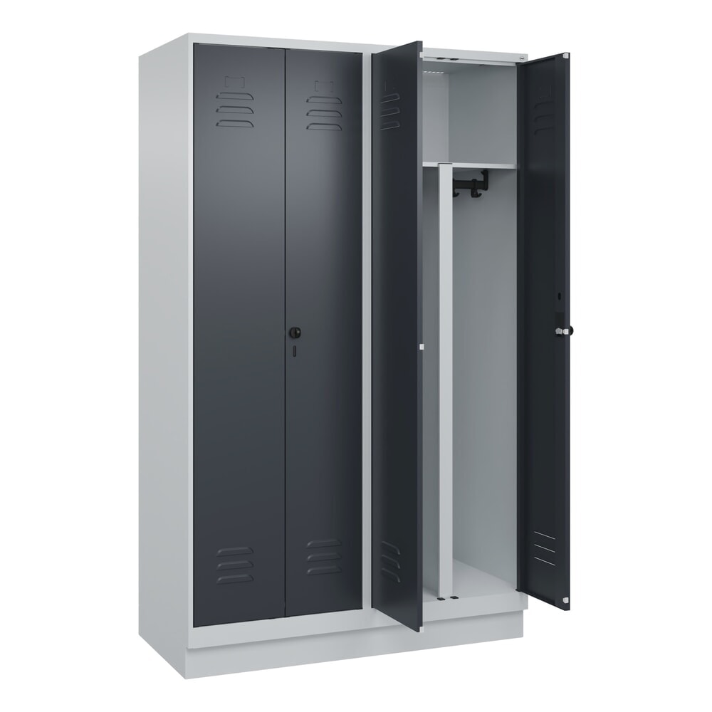 Produktabbildung: C+P PSA Doppel-Spind Classic PLUS, Sockel, 4 Abteile, HxBxT 1.950 x 1.200 x 500 mm, lichtgrau, anthrazitgrau, für Vorhängeschloss