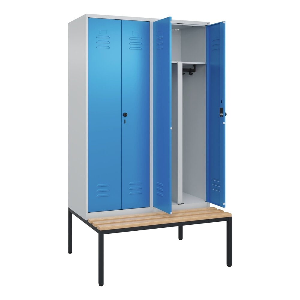 Produktabbildung Nr. 1: C+P PSA Doppel-Spind Classic PLUS, 4 Abteile, HxBxT 2.120 x 1.200 x 815 mm, für Vorhängeschloss, untergebaute Bank aus Buche, lichtgrau, lichtblau