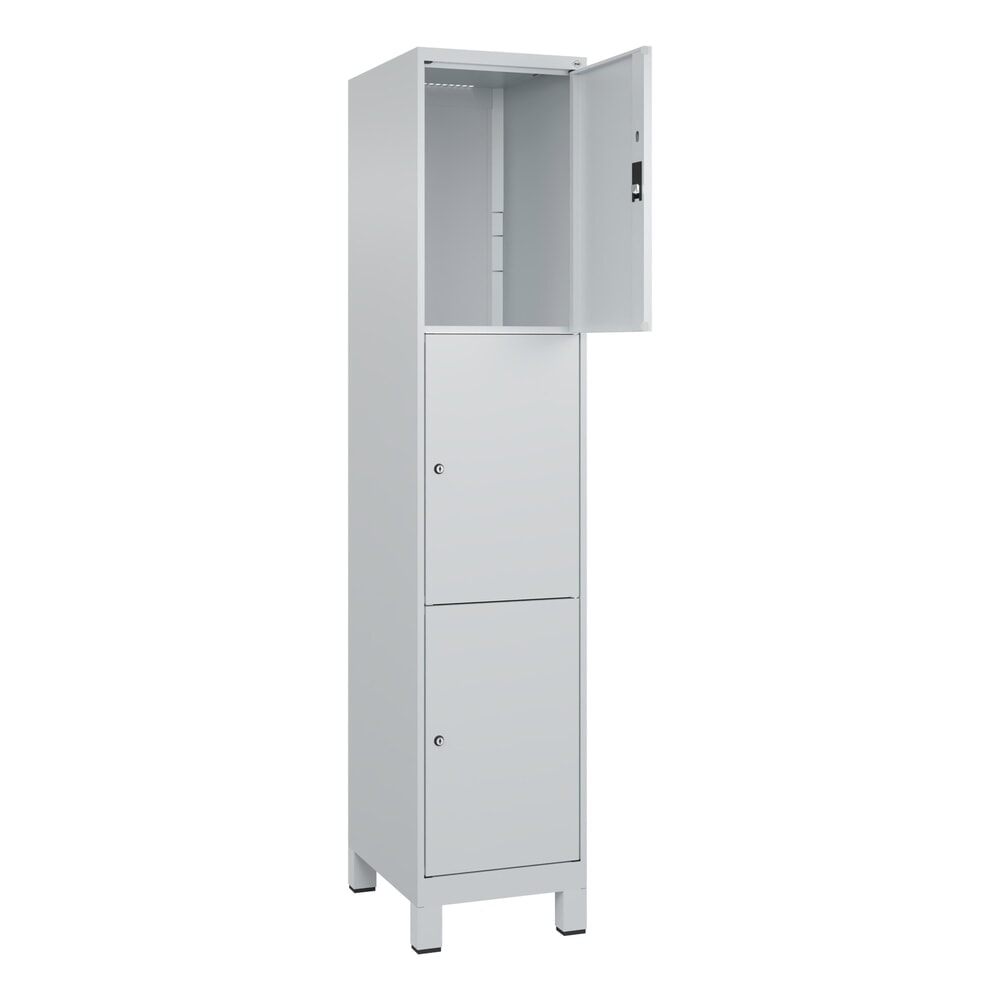 C+P Schließfachschrank Classic PLUS, Füße, 1 Abteil, HxBxT 1.950 x 400 x 500 mm, lichtgrau, lichtgrau, 3 Fächer, Zylinderschloss Produktabbildung: C+P Schließfachschrank Classic PLUS, Füße, 1 Abteil, HxBxT 1.950 x 400 x 500 mm, lichtgrau, lichtgrau, 3 Fächer, Zylinderschloss