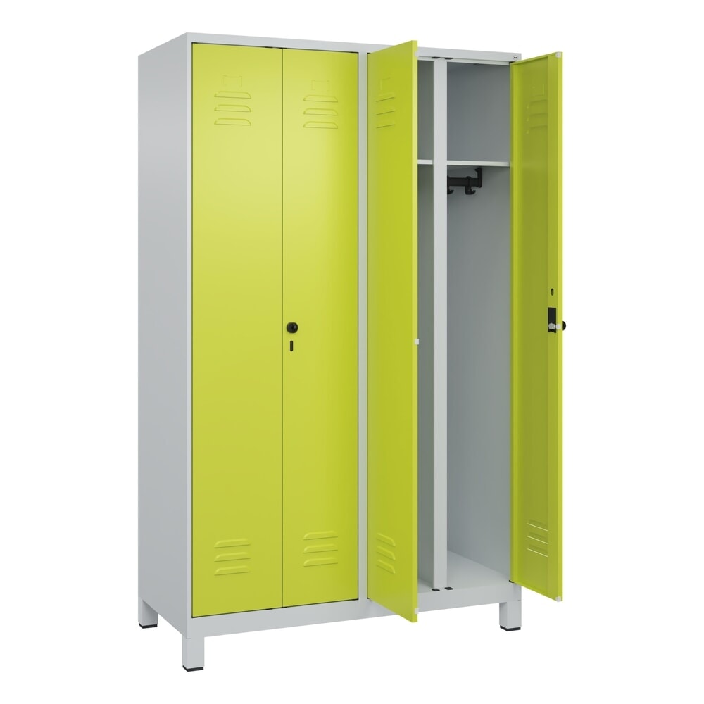 C+P Schwarz-Weiß-Spind Classic PLUS, Füße, 4 Abteile, HxBxT 1.950 x 1.200 x 500 mm, lichtgrau, clowngrün, für Vorhängeschloss Produktabbildung Nr. 1: C+P Schwarz-Weiß-Spind Classic PLUS, Füße, 4 Abteile, HxBxT 1.950 x 1.200 x 500 mm, lichtgrau, clowngrün, für Vorhängeschloss