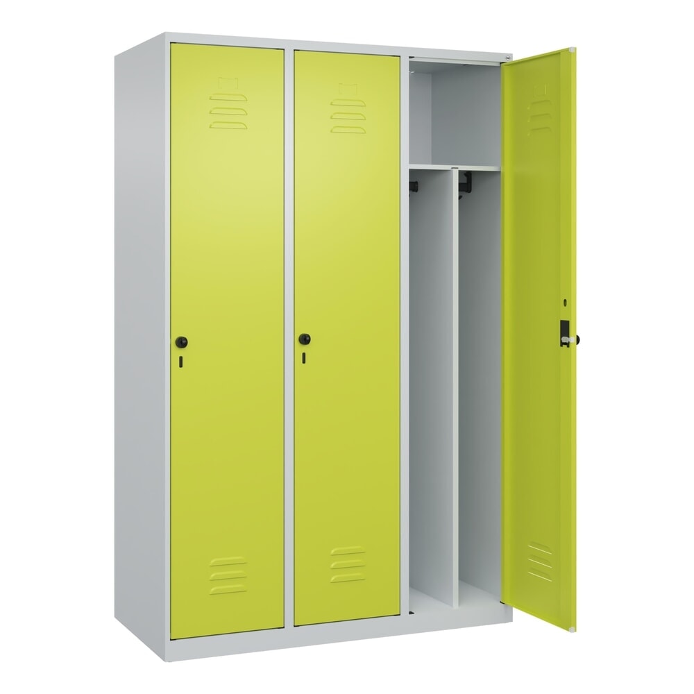 Produktabbildung: C+P Spind Classic PLUS, 3 Abteile, HxBxT 1.850 x 1.200 x 500 mm, lichtgrau, clowngrün, für Vorhängeschloss, mit Mitteltrennwand