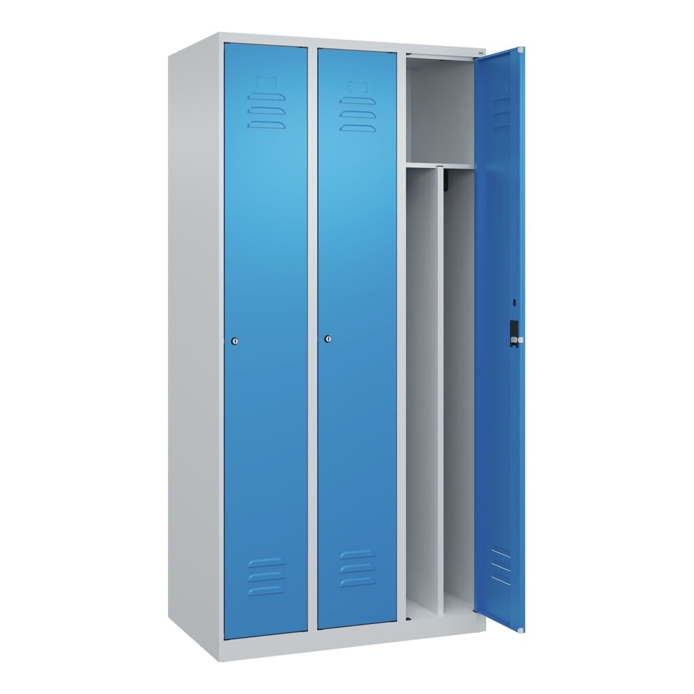 Produktabbildung: C+P Spind Classic PLUS, 3 Abteile, HxBxT 1.850 x 900 x 500 mm, lichtgrau, lichtblau, Zylinderschloss, mit Mitteltrennwand