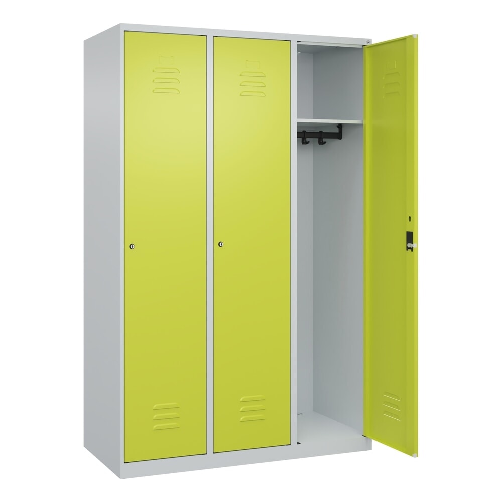 Produktabbildung: C+P Spind Classic PLUS, 3 Abteile, HxBxT 1.850 x 1.200 x 500 mm, lichtgrau, clowngrün, Zylinderschloss, ohne Mitteltrennwand