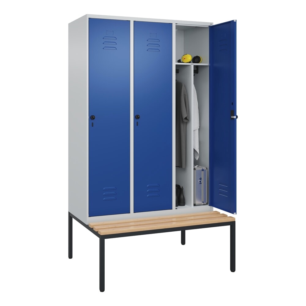 Produktabbildung Nr. 10: C+P Spind Classic PLUS, 3 Abteile, Trennwand, HxBxT 2.120 x 1.200 x 815 mm, für Vorhängeschloss, Trennwand, untergebaute Bank aus Buche, lichtgrau, enzianblau
