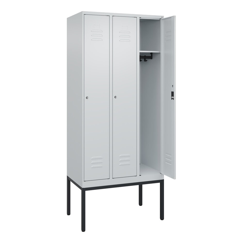 Produktabbildung: C+P Spind Classic PLUS, Gestell, 3 Abteile, HxBxT 2.120 x 900 x 500 mm, lichtgrau, lichtgrau, Zylinderschloss, ohne Mitteltrennwand