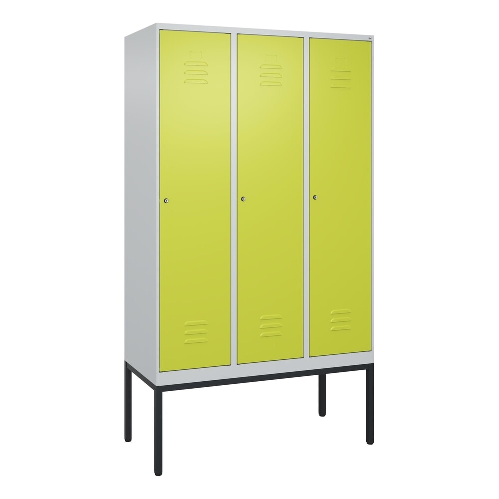 Produktabbildung Nr. 9: C+P Spind Classic PLUS, Gestell, 3 Abteile, HxBxT 2.120 x 1.200 x 500 mm, lichtgrau, clowngrün, Zylinderschloss, ohne Mitteltrennwand