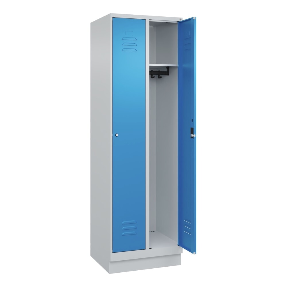 Produktabbildung: C+P Spind Classic PLUS, Sockel, 2 Abteile, HxBxT 1.950 x 600 x 500 mm, lichtgrau, lichtblau, Zylinderschloss, ohne Mitteltrennwand