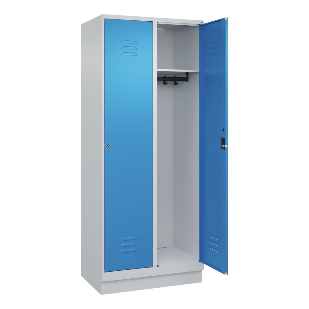 Produktabbildung: C+P Spind Classic PLUS, Sockel, 2 Abteile, HxBxT 1.950 x 800 x 500 mm, lichtgrau, lichtblau, Zylinderschloss, ohne Mitteltrennwand