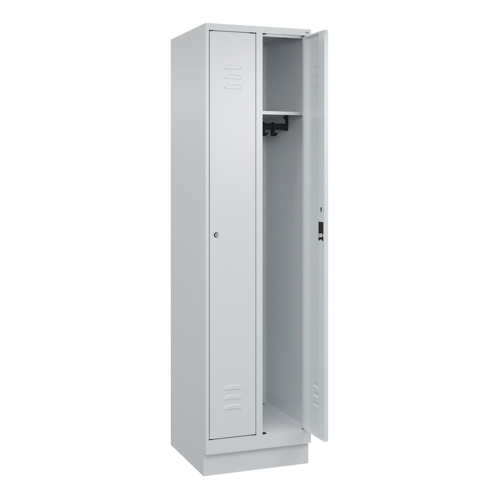 C+P Spind Classic PLUS, Sockel, 2 Abteile, HxBxT 1.950 x 500 x 500 mm, lichtgrau, lichtgrau, Zylinderschloss, ohne Mitteltrennwand Produktabbildung: C+P Spind Classic PLUS, Sockel, 2 Abteile, HxBxT 1.950 x 500 x 500 mm, lichtgrau, lichtgrau, Zylinderschloss, ohne Mitteltrennwand