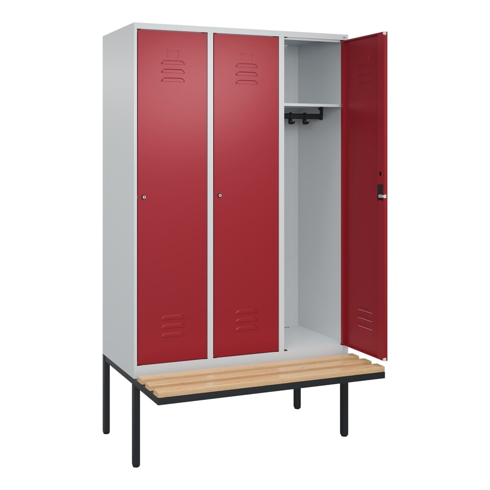 Produktabbildung: C+P Spind Classic PLUS, 3 Abteile, HxBxT 2.120 x 1.200 x 815 mm, Zylinderschloss, auskragende Bank aus Buche, lichtgrau, rubinrot