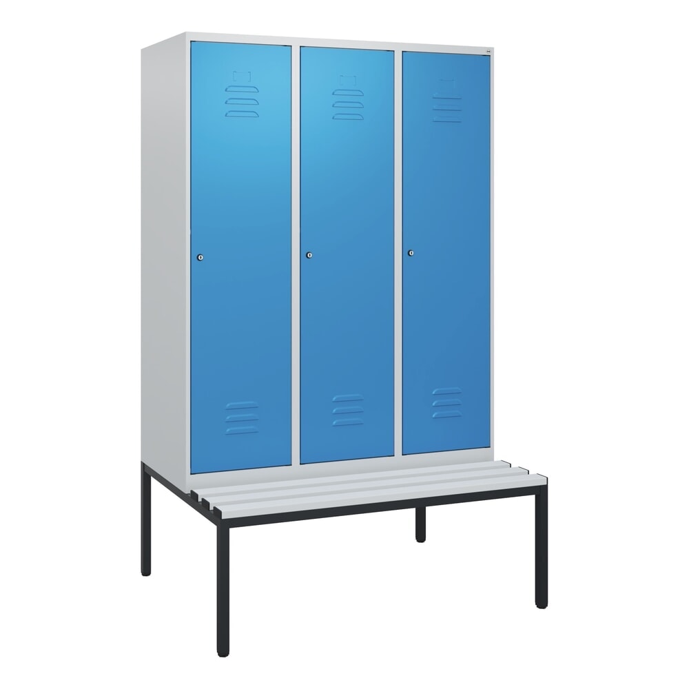 Produktabbildung Nr. 9: C+P Spind Classic PLUS, 3 Abteile, HxBxT 1.950 x 1.200 x 815 mm, Zylinderschloss, untergebaute Bank aus Kunststoff, lichtgrau, lichtblau