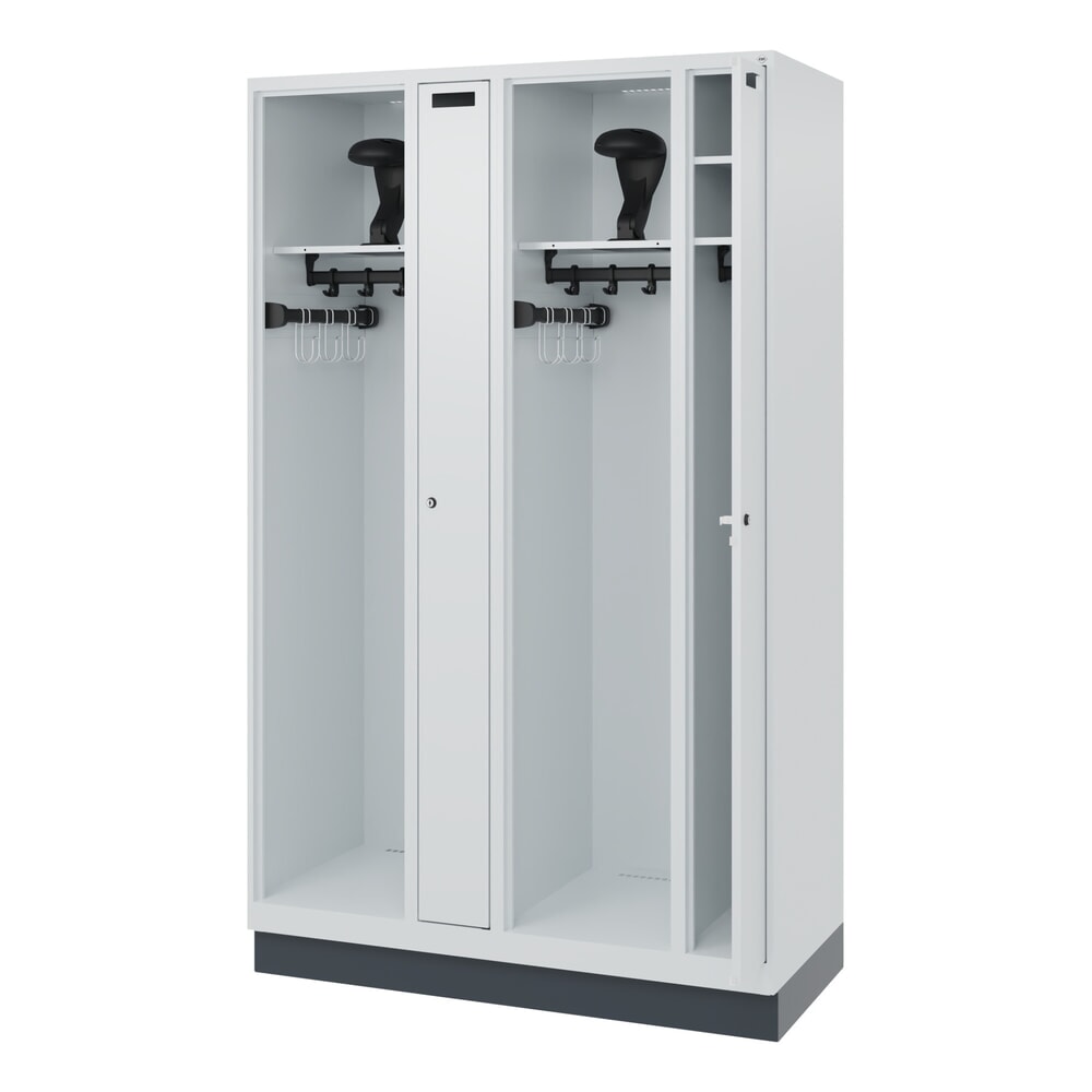 Illustration du produit: C+P Vestiaire pompier KOMBI, socle, 2 compartiments, HxlxP 1 850 x 1 200 x 500 mm, gris clair, avec support de casque