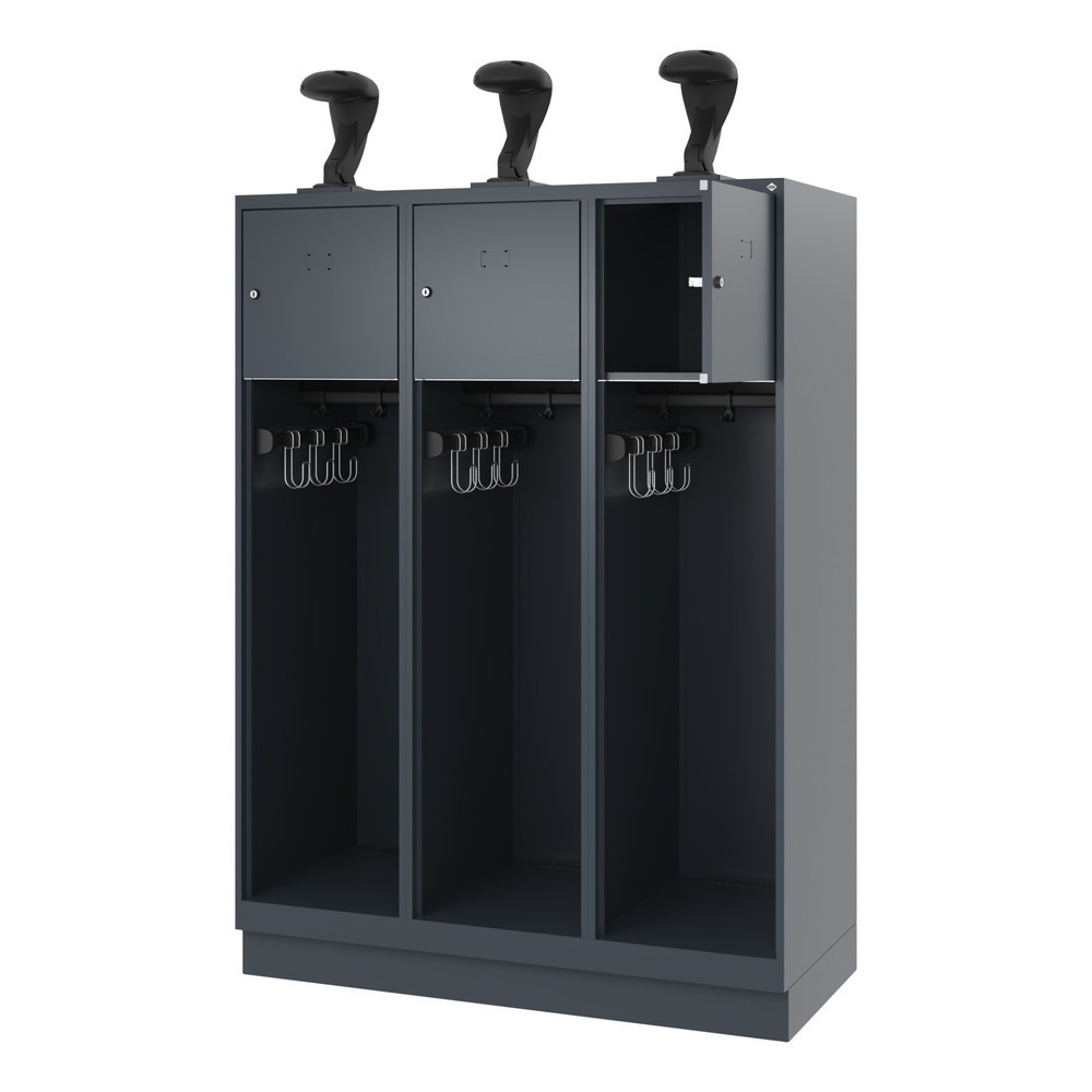 Illustration du produit: C+P Vestiaire pompier YOUNGSTER, socle, 3 compartiments, HxlxP 1 530 x 1 200 x 500 mm, gris anthracite, avec support de casque