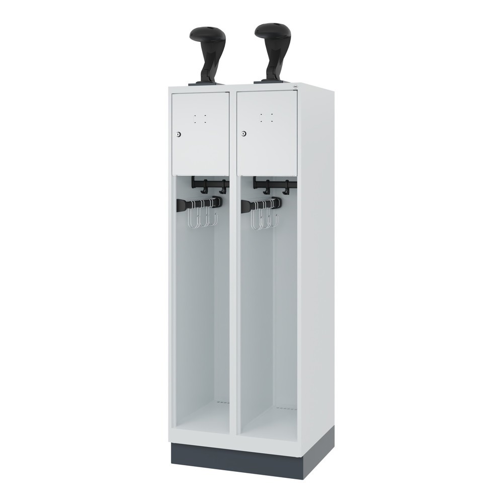 N° de l'image du produit 5 : C+P Vestiaire pompier YOUNGSTER, socle, 2 compartiments, HxlxP 1 530 x 600 x 500 mm, gris clair, avec support de casque
