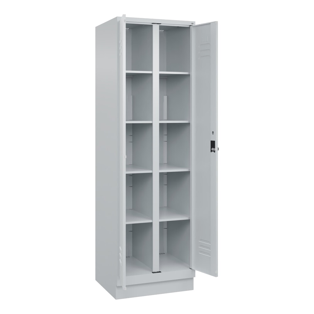 Produktabbildung Nr. 1: C+P Wäsche-Spind Classic PLUS, Sockel, 2 Abteile, HxBxT 1.950 x 600 x 500 mm, lichtgrau, lichtgrau, für Vorhängeschloss, mit Mitteltrennwand